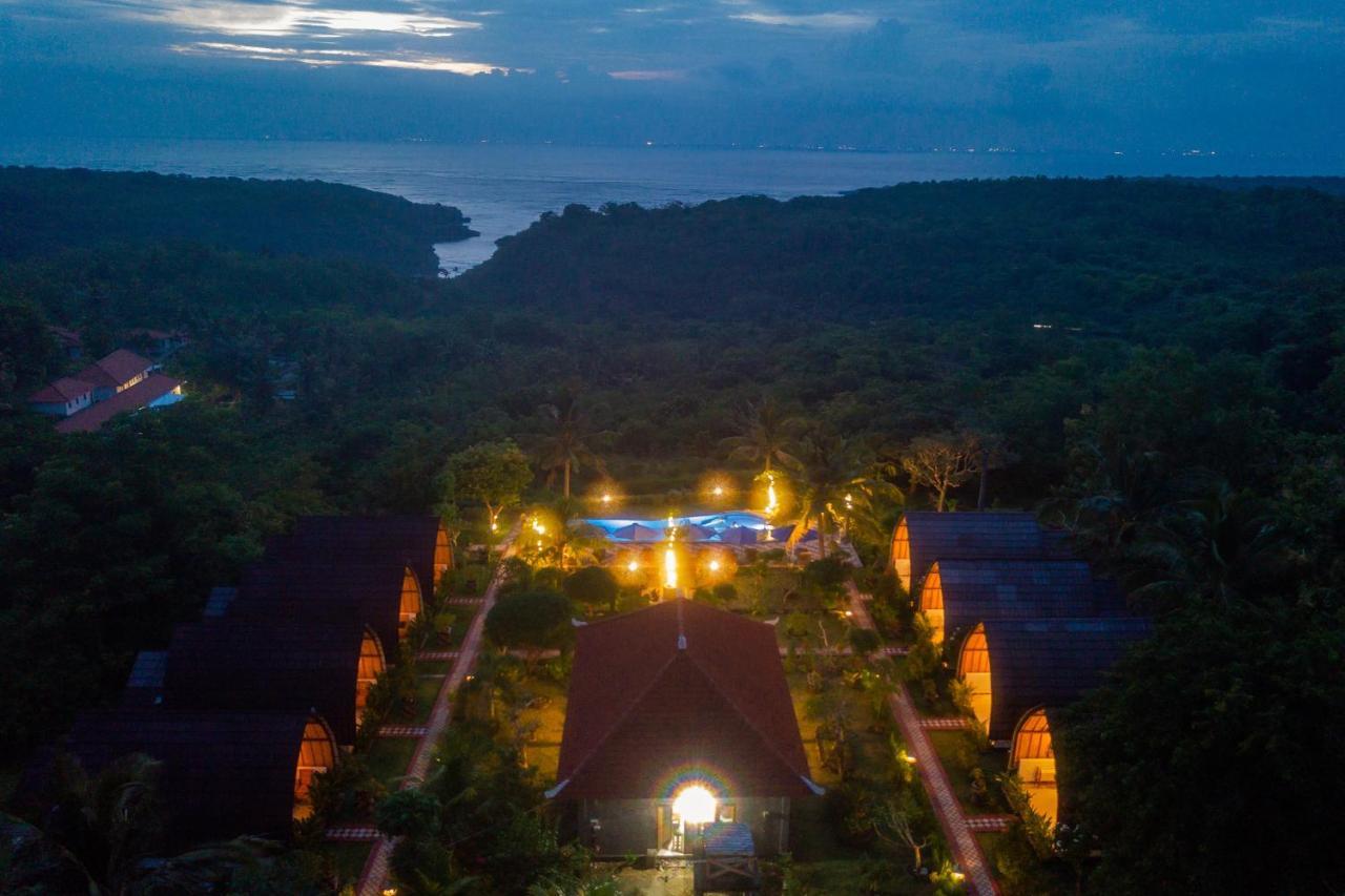 Penida Sunset Ocean View Ferienpark Sakti