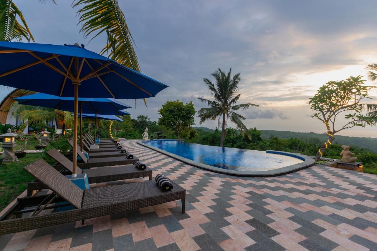 Penida Sunset Ocean View 3*