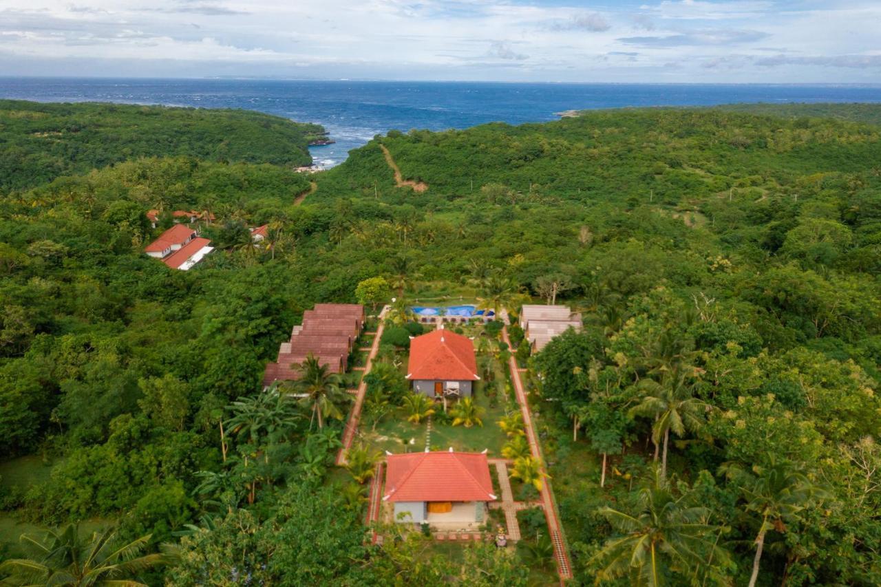 Penida Sunset Ocean View Village de vacances 3*